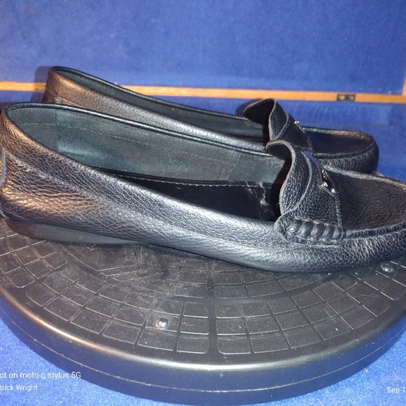Coach New York Black Pebbled Leather Loafers Sz. 9B-US, 39-EU - Picture 2 of 8